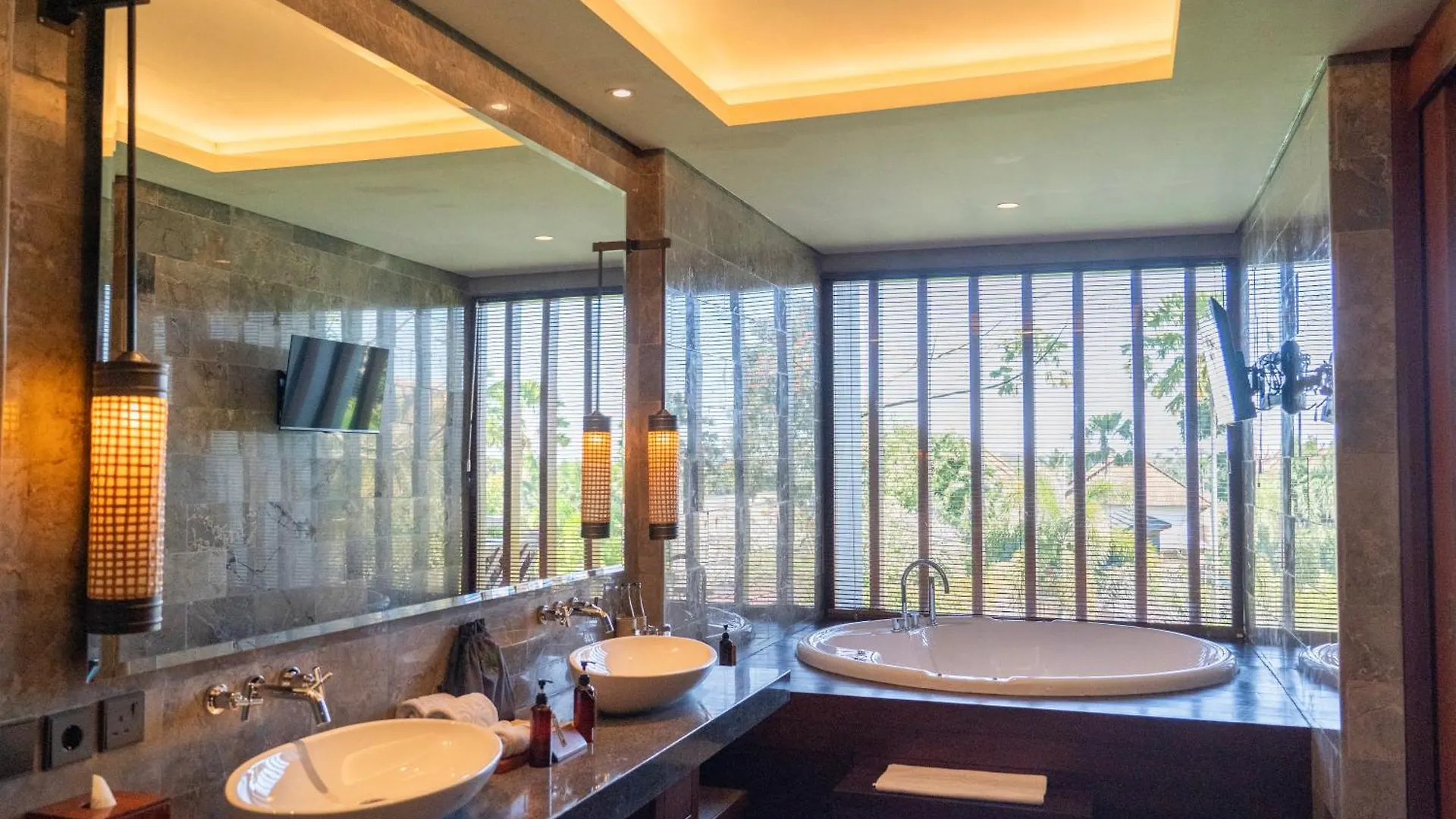 Adiwana Bisma Hotel Ubud 5*,  Indonésia